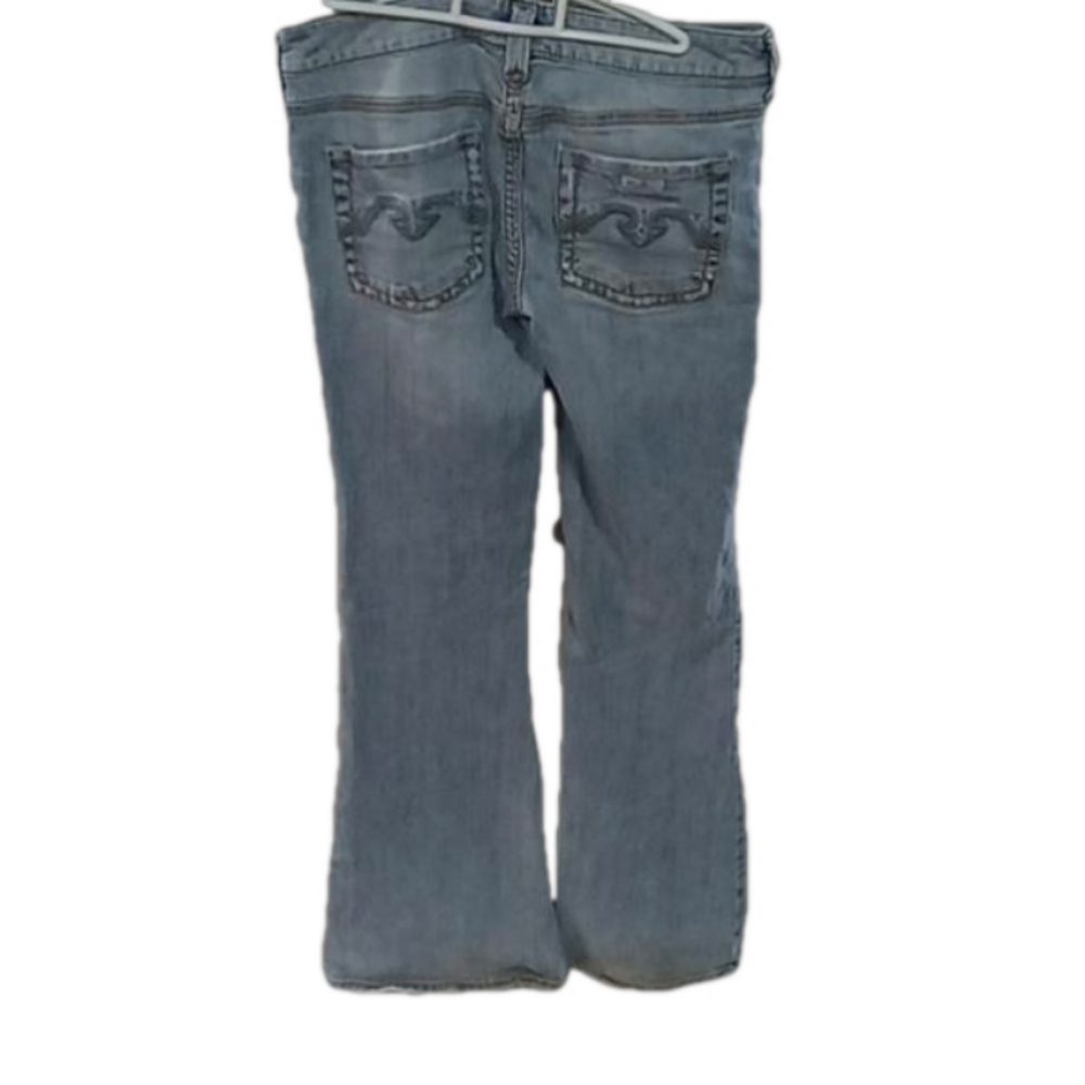 (125) SILVER JEANS FADED & LIGHTLY DISTRESSED WITH TURQUOISE ACCENTS FLARE LEGS - Picture 2 of 8